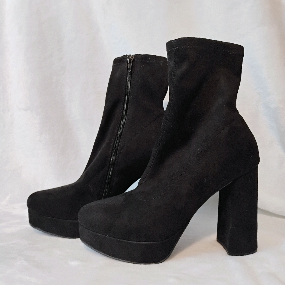 Madden Girl Orchidd Black Platform Ankle Boots Faux Suede Block Heel Womens 10 M